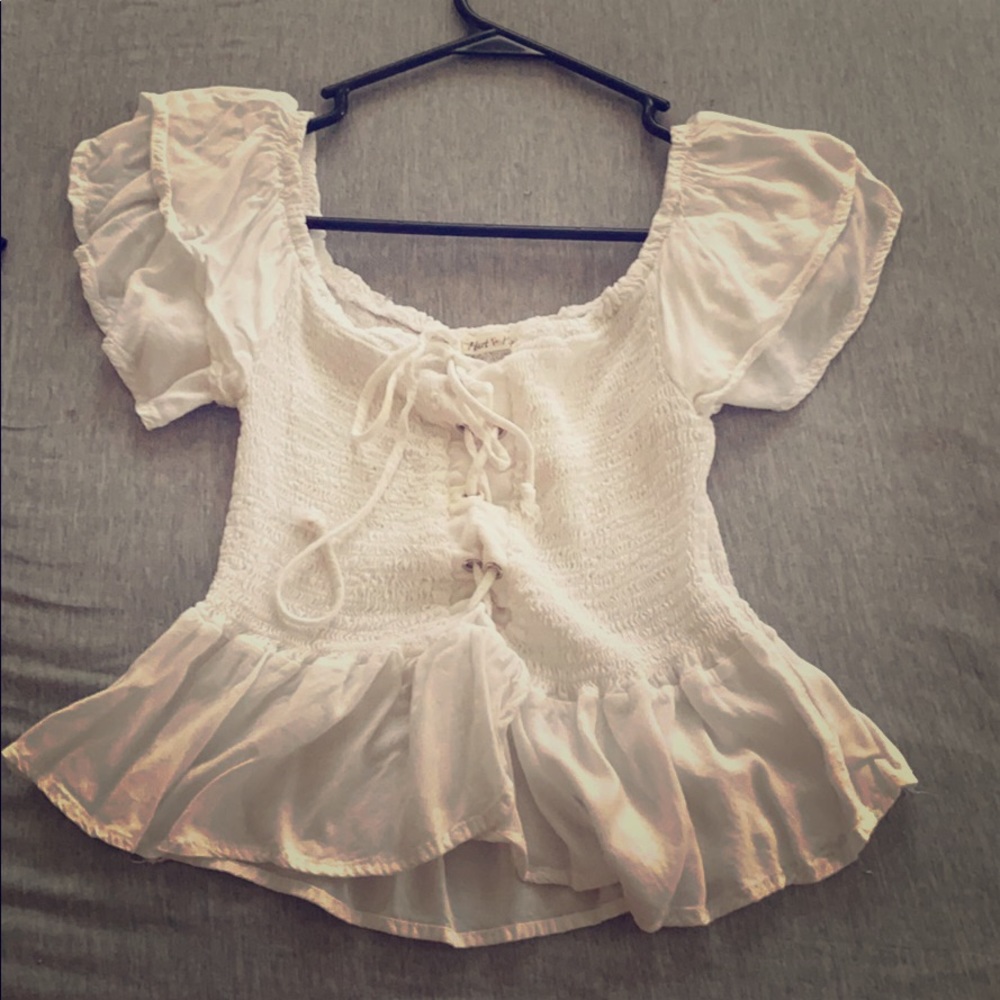 Ruffle stretch crop too